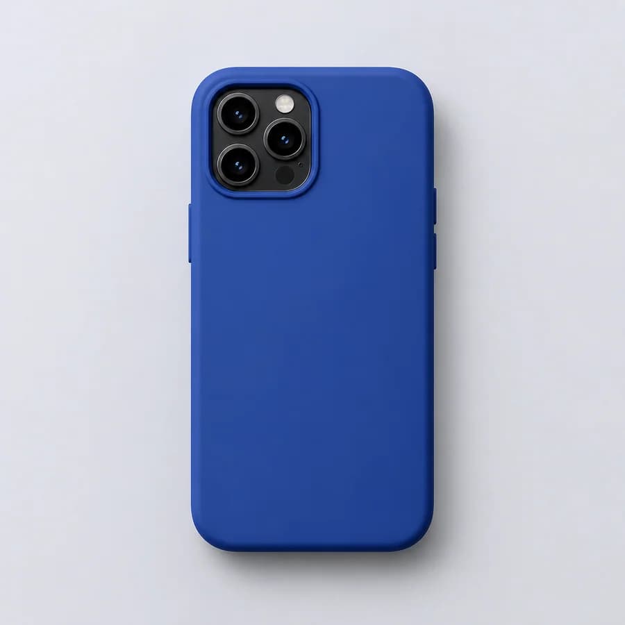 Pochette silicone Soft Touch — iPhone 11 à 17 · modèle exact à confirmer
